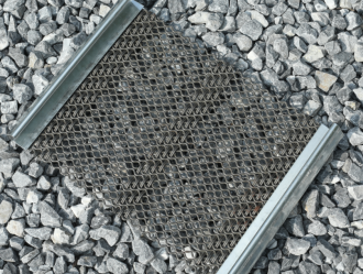 W Ripple Self-Cleaning Screens: The Real Advantages in Wet Material Grading